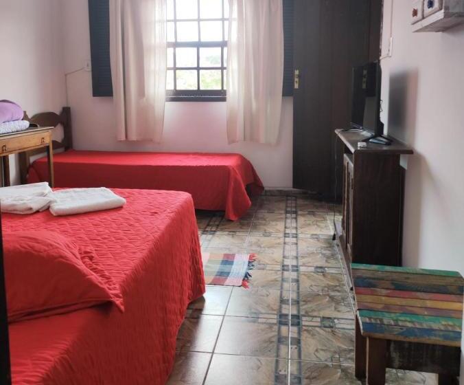 اتاق استاندارد سه نفره, Pousada Estrada De Ferro