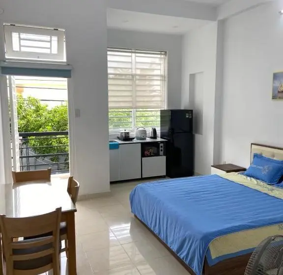 اتاق استاندارد با بالکن, Sol House Saigon Airport