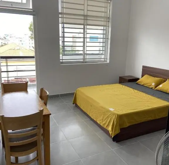 اتاق استاندارد با بالکن, Sol House Saigon Airport