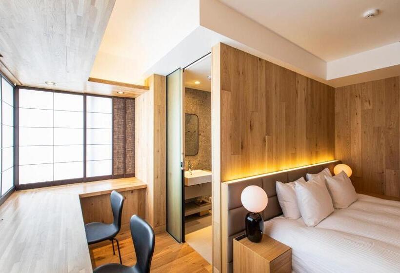 Camera Standard, Dharma Niseko