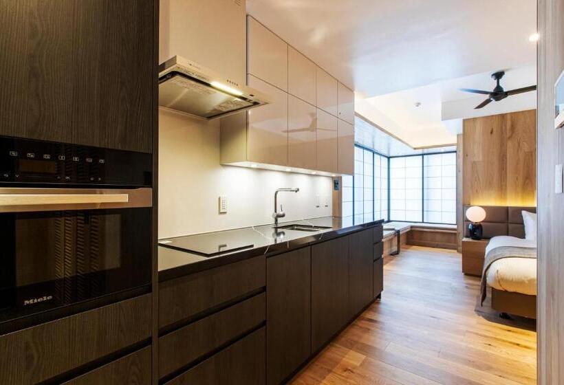 Camera Standard, Dharma Niseko