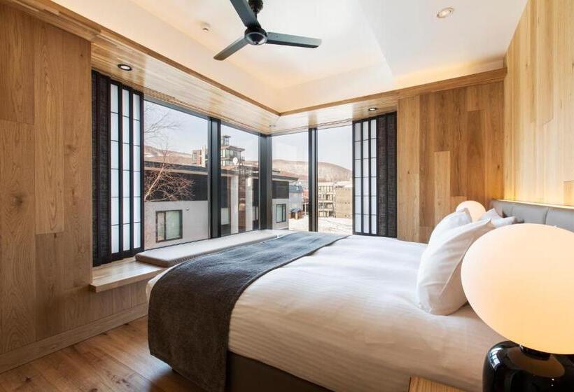 Camera Standard Vista Montagna, Dharma Niseko