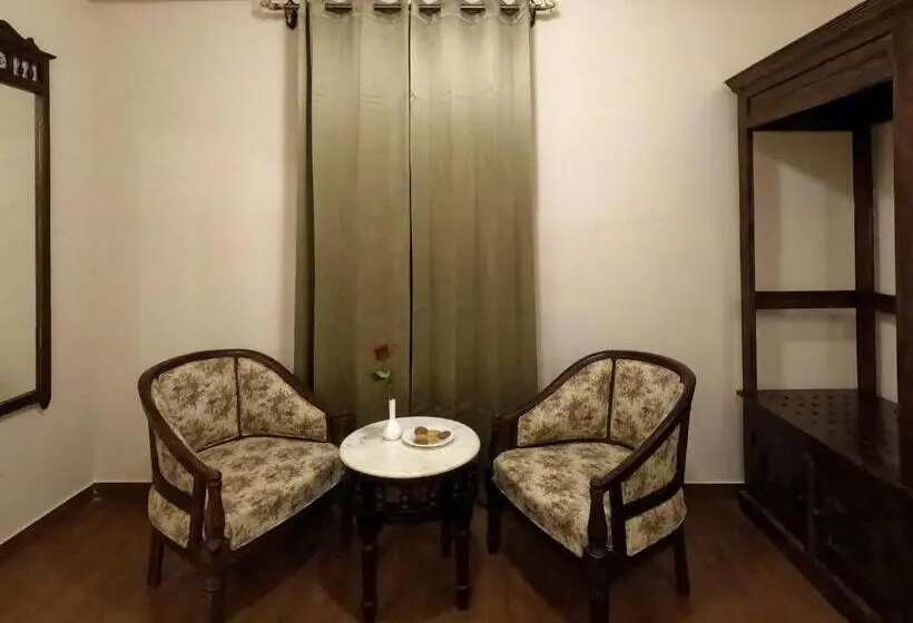 デラックスルーム, Chandra Raj Mahal