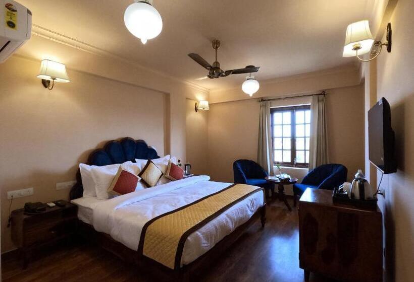 חדר סופריור, Chandra Raj Mahal