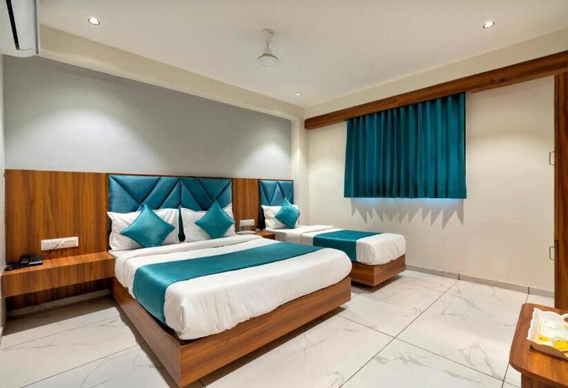 패밀리 룸, Royal 21