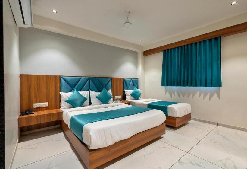 패밀리 룸, Royal 21