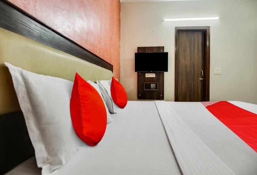 חדר סטנדרט, O Royal