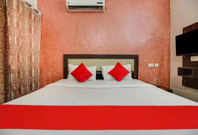 Classic Kolmen Hengen Huone, O Royal