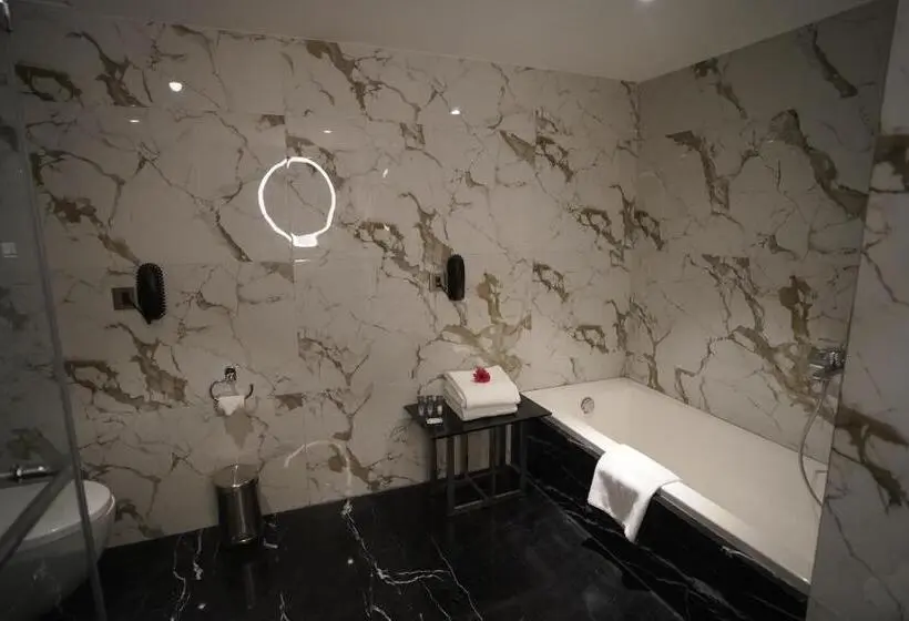 Habitación Deluxe, Soot