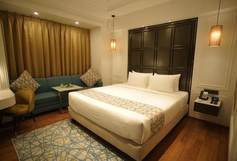 اتاق سوپریور با تخت بزرگ, Soot