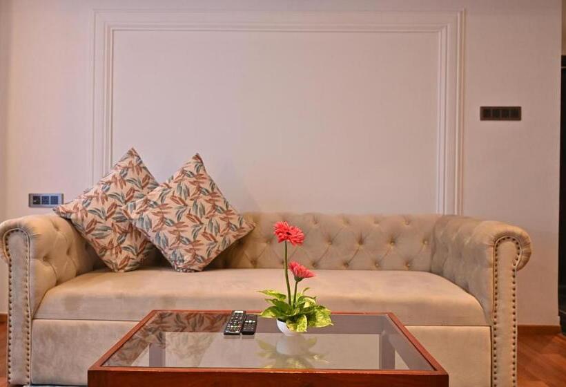 سوئیت با تخت بزرگ, Soot