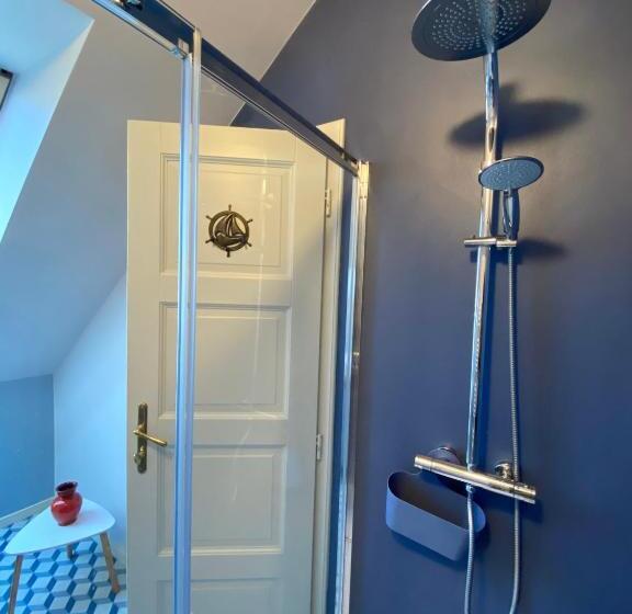 غرفة ديلوكس سرير كينج, Hatablak Köveskál