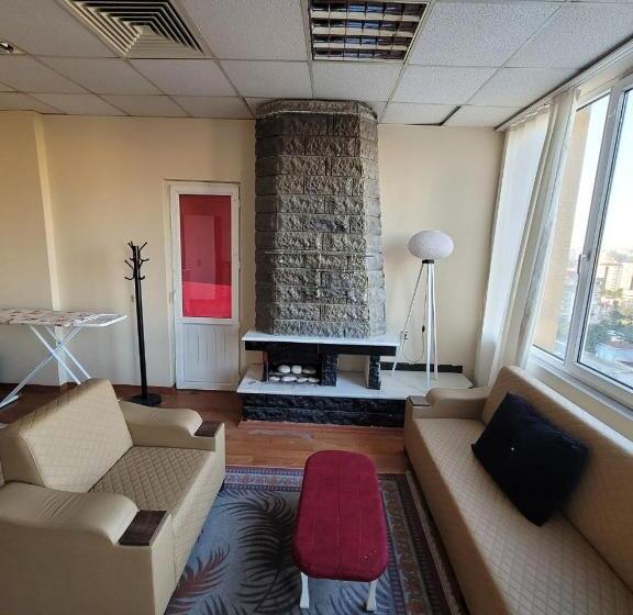 标准单人间, Journey S Ease