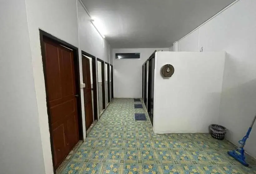 Chambre Standard Salle de Bains Commune, Anou Hostel