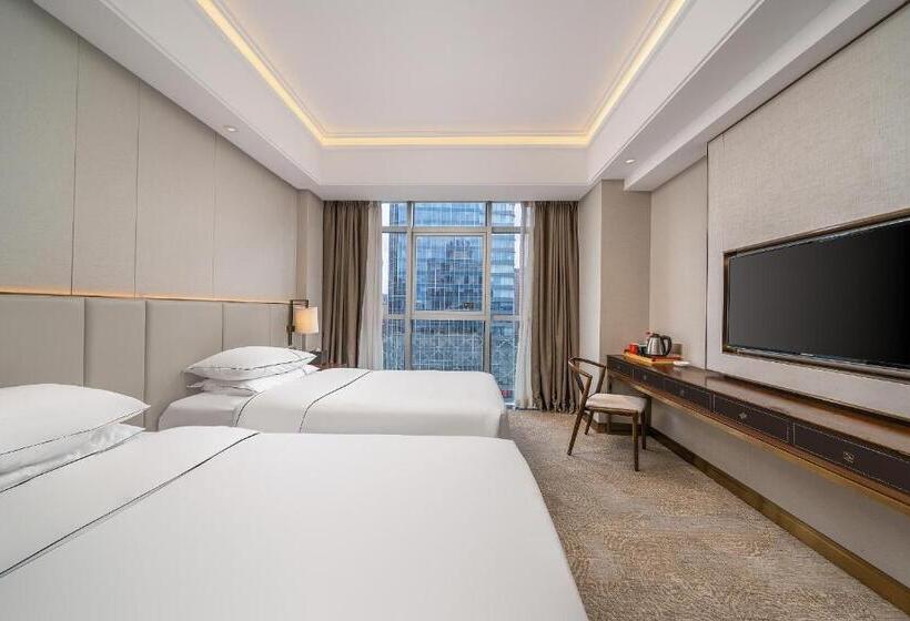 اتاق لوکس, Echeng