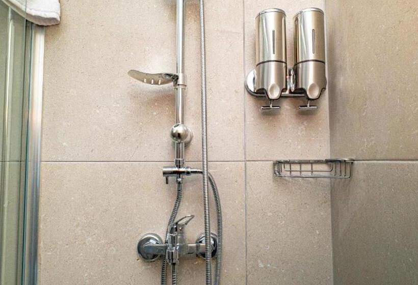 اتاق سوپریور سه تخته, Elite Marmara Bosphorus & Otel