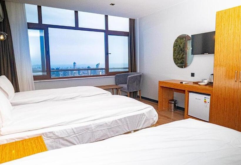 اتاق سوپریور سه تخته, Elite Marmara Bosphorus & Otel