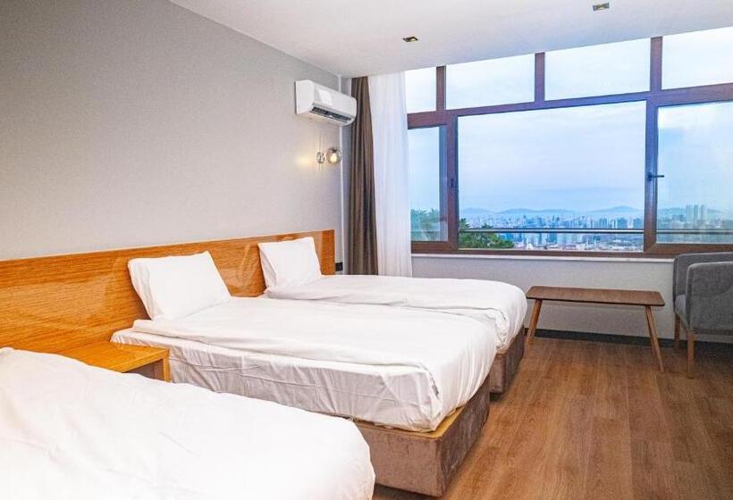 اتاق سوپریور سه تخته, Elite Marmara Bosphorus & Otel