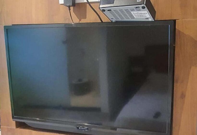 Quarto Superior, A K Fort Inn