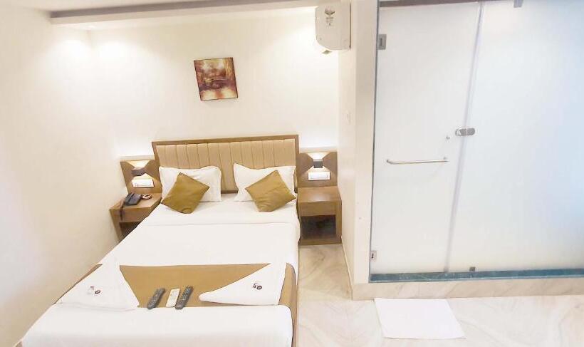 Quarto Superior, A K Fort Inn