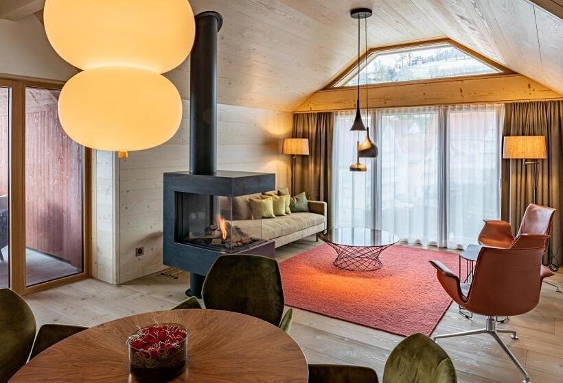 スーペリアースイート, Dorfhus Gupf