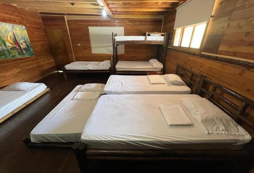 ファミリールーム, Hostal La Cabaña De Polo