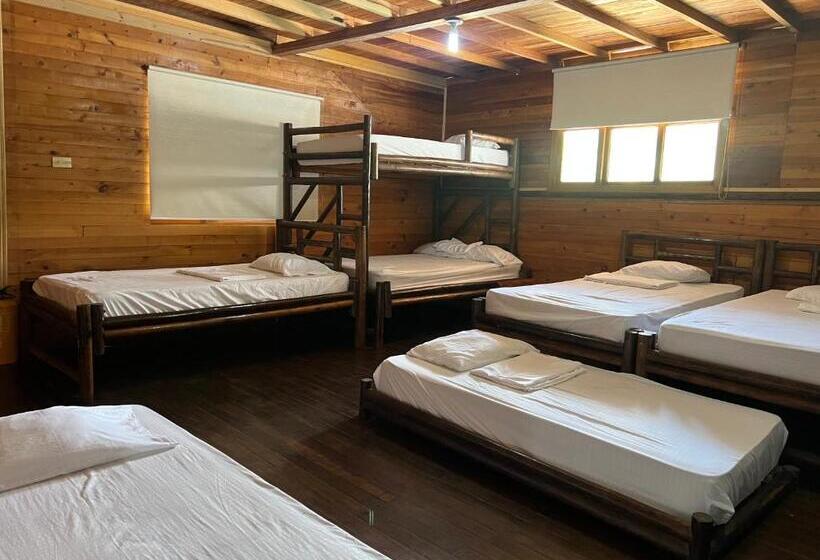 ファミリールーム, Hostal La Cabaña De Polo