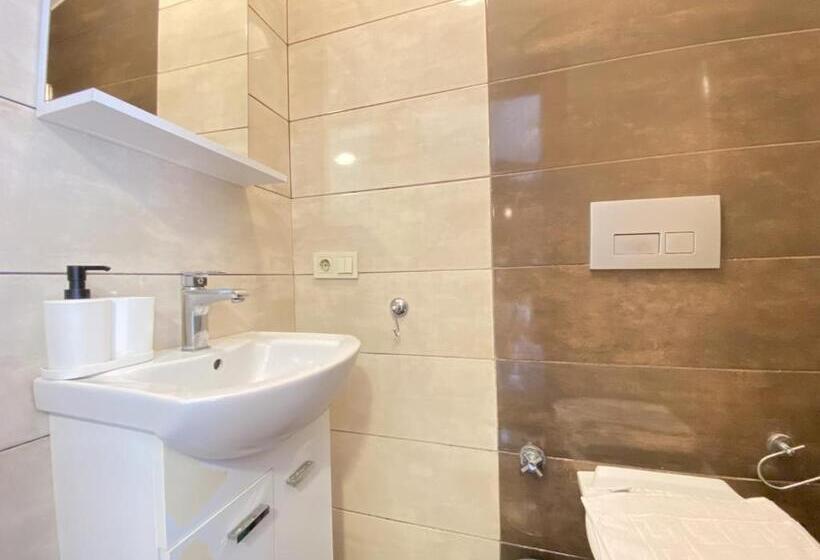 Suite with Terrace, Meridian