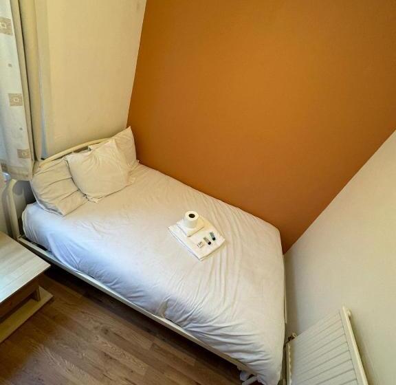 스탠다드 룸 공동 욕실, The Westerner