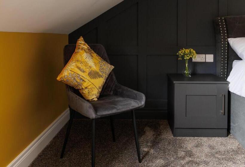 Номер Стандарт, Boutique Stays At 78