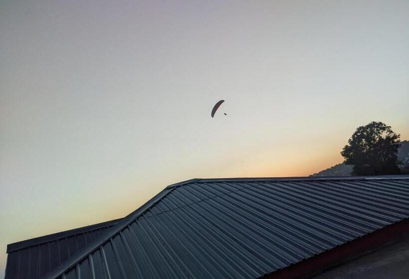 标准间带阳台, Happy Home Stay, Dharamshala