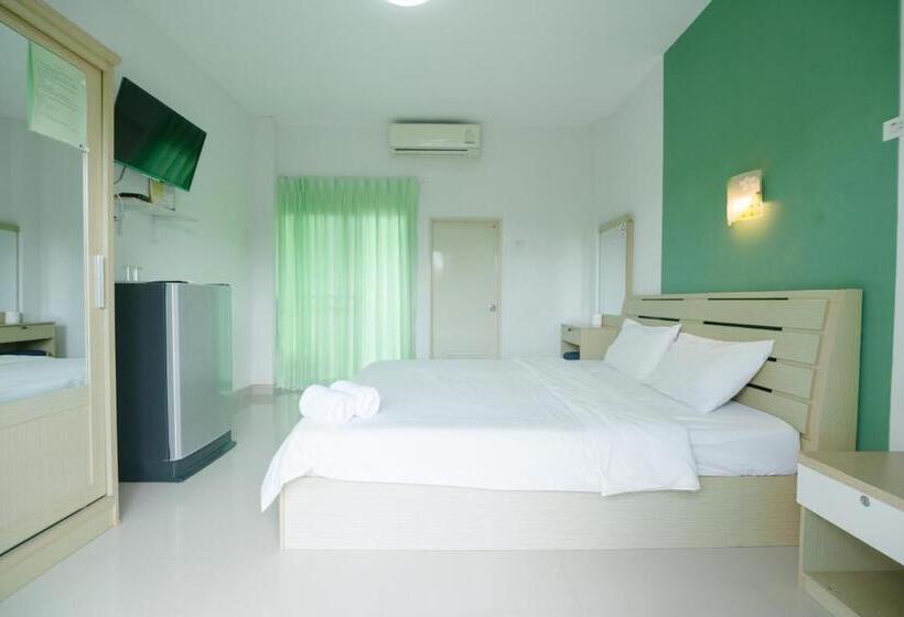 标准工作室, รีสอร์ท เรือนชมดาว