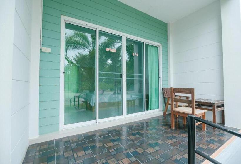 标准间, รีสอร์ท เรือนชมดาว