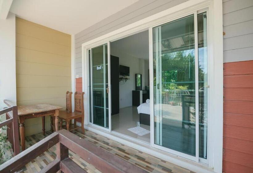 豪华工作室, รีสอร์ท เรือนชมดาว