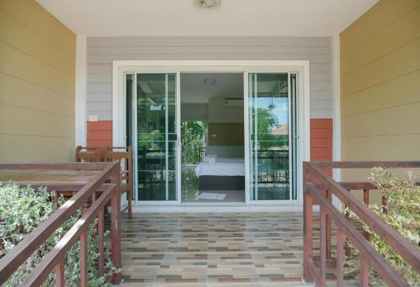 豪华工作室, รีสอร์ท เรือนชมดาว