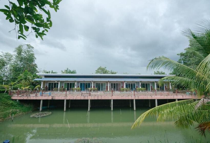 豪华房间, รีสอร์ท เรือนชมดาว