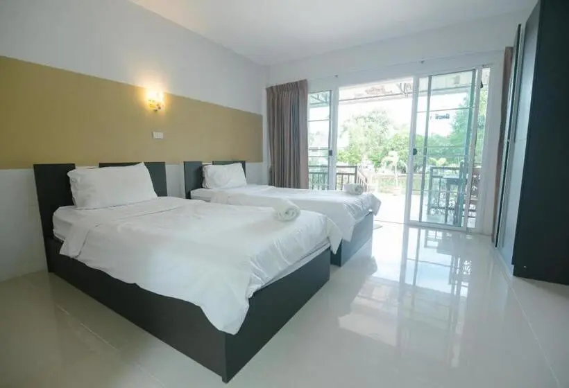 Deluxe-huone, รีสอร์ท เรือนชมดาว