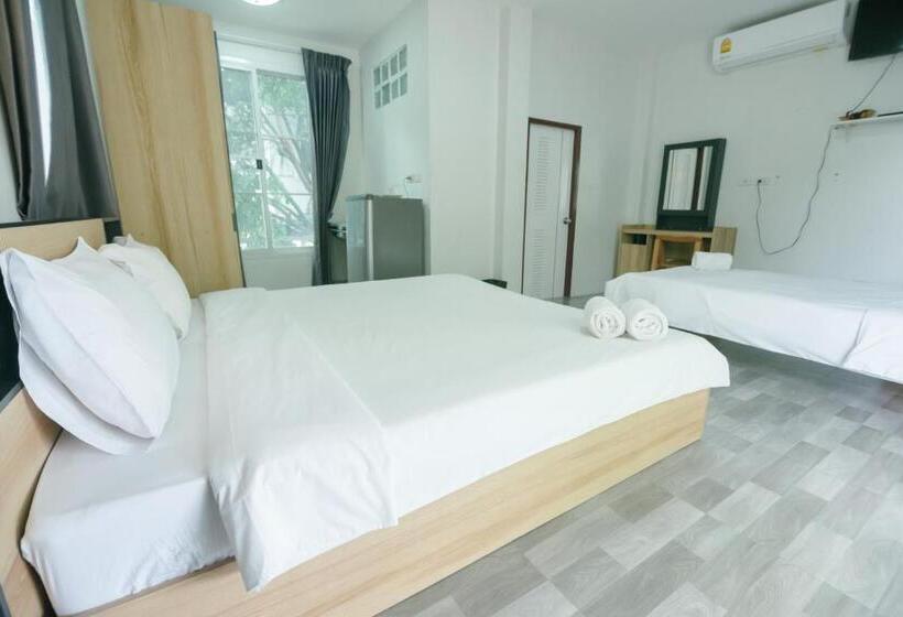 带露台的标准房间, รีสอร์ท เรือนชมดาว