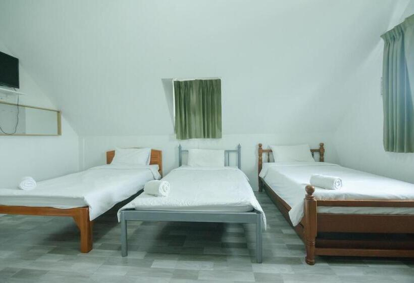 三人经典房间, รีสอร์ท เรือนชมดาว