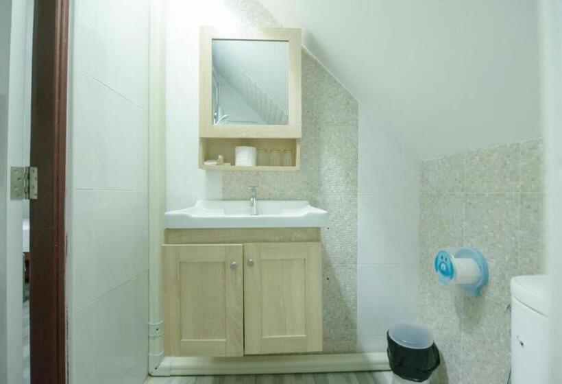 三人经典房间, รีสอร์ท เรือนชมดาว