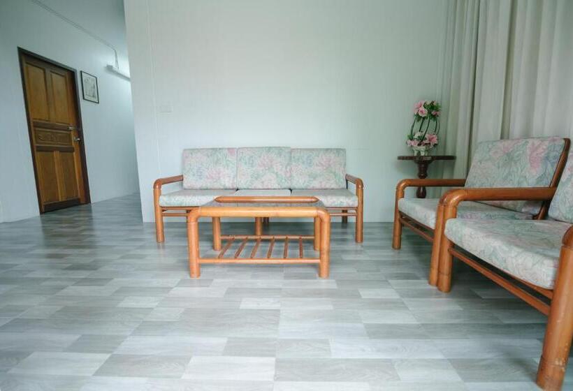 三人经典房间, รีสอร์ท เรือนชมดาว