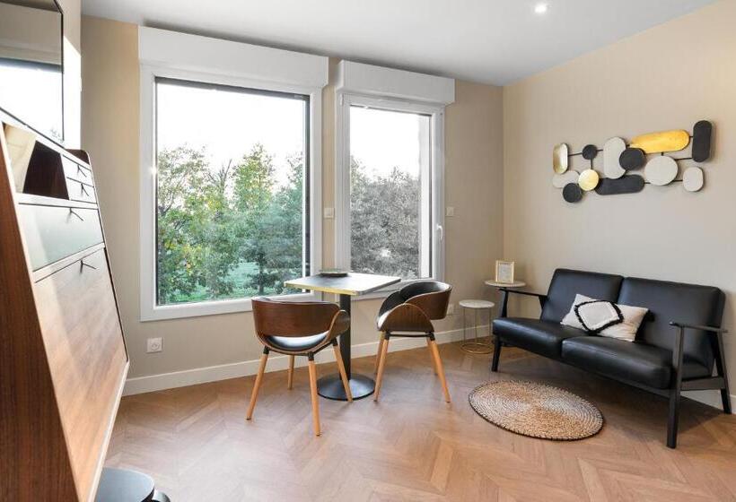 スーペリアスタジオ, Appart Hôtel Coraline Genas Lyon Eurexpo