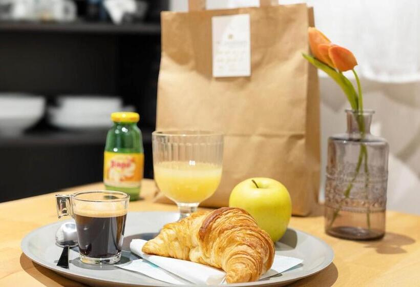 スタンダードスタジオ, Appart Hôtel Coraline Genas Lyon Eurexpo