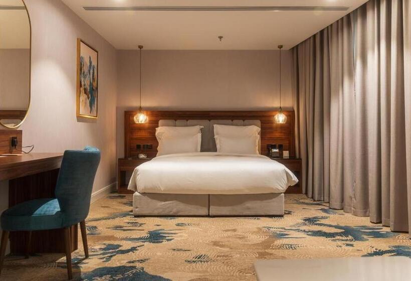 带大床的复式套间, فندق رويال دايموند الفندقية