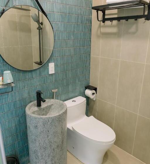 اتاق استاندارد با بالکن, Boom Casa Homestay