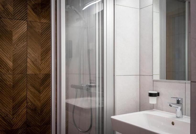 اتاق استاندارد یک نفره, Espak Hostel