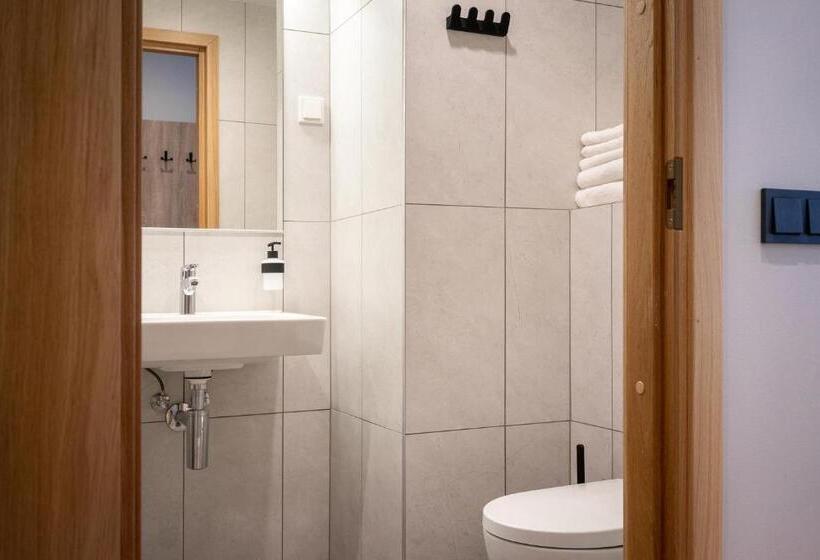 اتاق استاندارد یک نفره, Espak Hostel