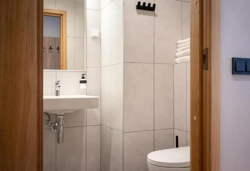 اتاق استاندارد یک نفره, Espak Hostel