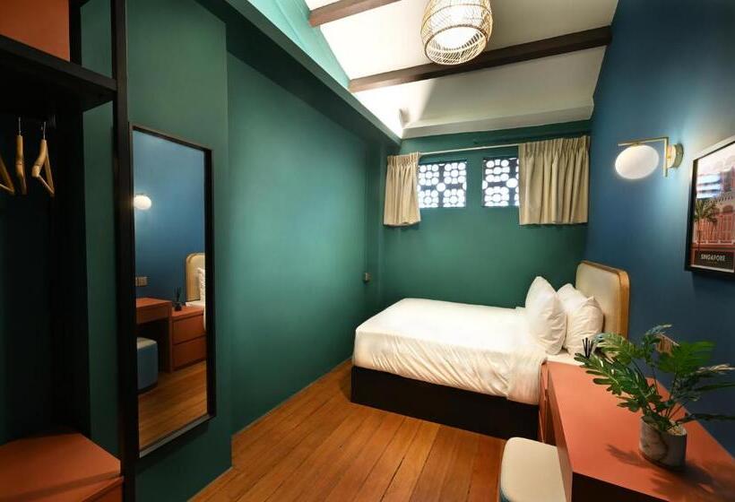 اتاق استاندارد, Dream Chaser Boutique Capsule