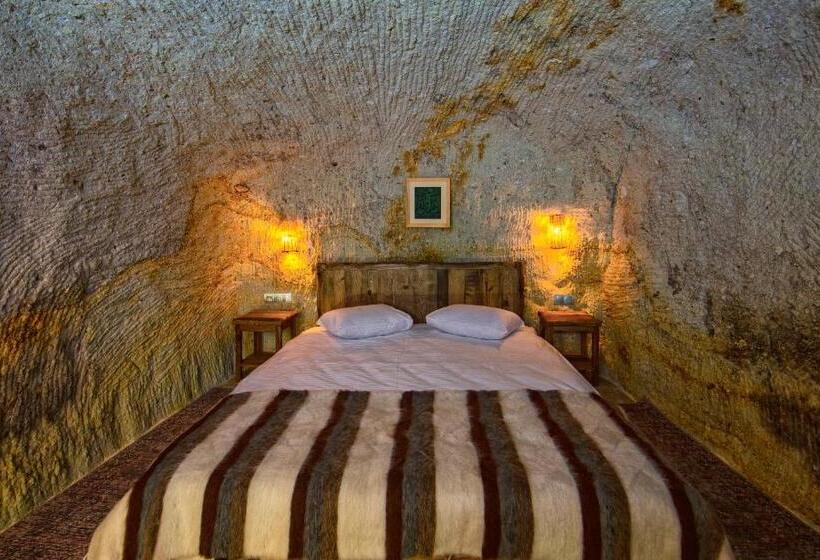 اتاق اکونومی, Fragmancavecappadopcia